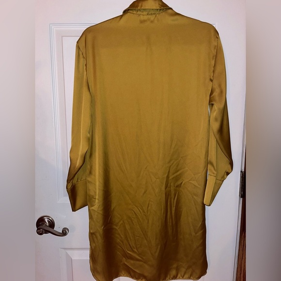 Zara Mustard Casual Satin Feel Button Down Shirt Size 8 - Picture 2 of 2